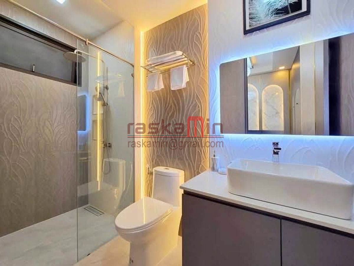 picture  Newly Modern Luxury Pool Villa - 17/20