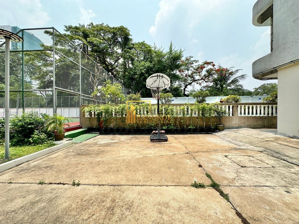 รูป Impressive 3 Bedroom Apartment For Rent in Sukhumvit 12 - BR21295AP - รูปที่ 43/49