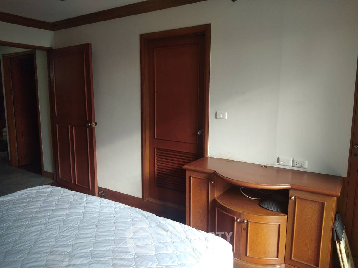 รูป คอนโด 2-ห้องนอน ที่ วิทยุ คอมเพล็กซ์ คอนโดมิเนียม ใกล้ BTS เพลินจิต (ID 2264771) - รูปที่ 11/14