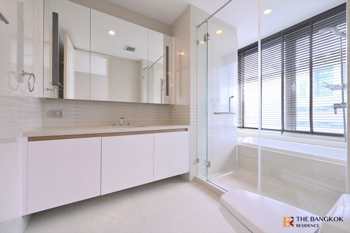 picture Q Langsuan 🌟 Spacios unit, Quality living in a prime location ✨ Near BTS Chidlom - 11/13