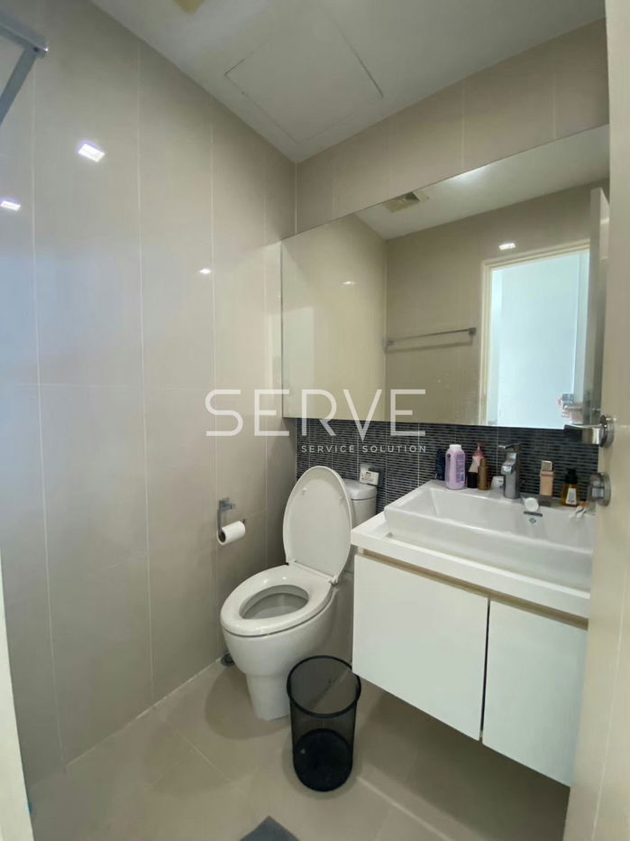 picture 1 Bed Nice Room Super High Fl. 30+ Good Location Close to BTS Ratchathewi 120 m. @ Condolette Ize Ratchathewi  - 2/7
