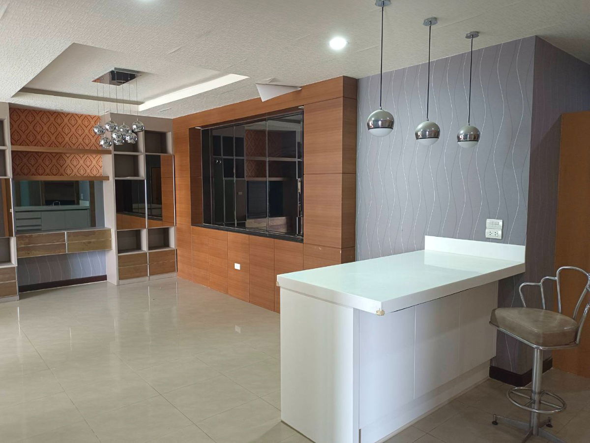 picture One-bedroom condo for rent in NS Tower Bangna Condominium, near Central Bangna Department Store - 6/10