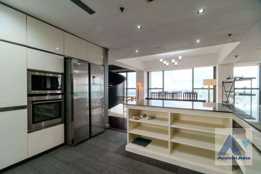 รูป 🔼🔽 AccomA 📩 Fully Furnished,Duplex Condo,Double High Ceiling 4 BR Condominium @The Met Sathorn (AA33130) - รูปที่ 14/20