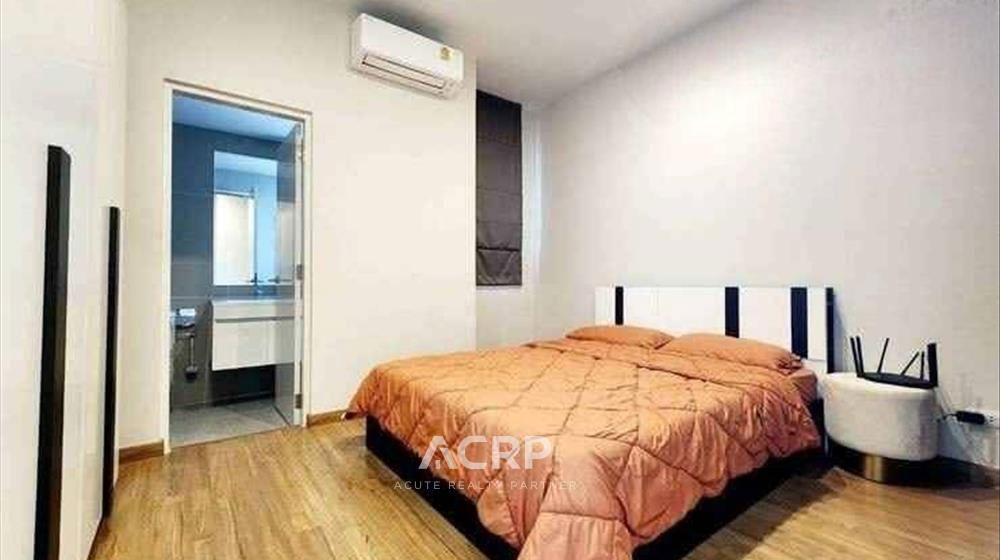 picture 3-story luxury house for sale, Baan Klang Muang Village, Classe Ekkamai-Ramindra. Near Ramindra - At Narong Expressway - 7/19