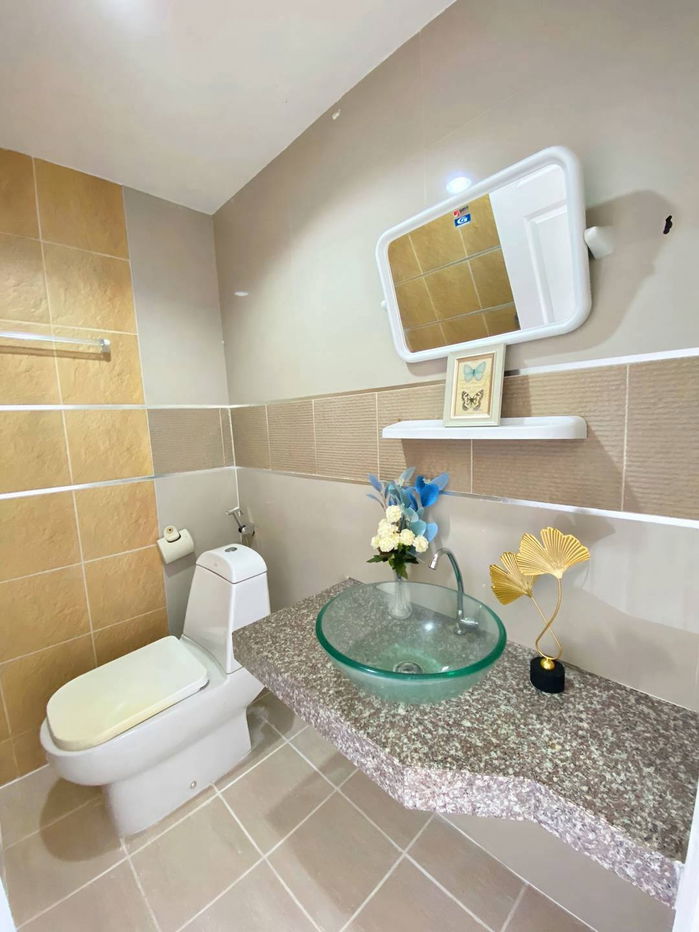 picture 3Storey Townhome near Sukhumvit in Soi Khaotalo 4beds 5baths - 8/19