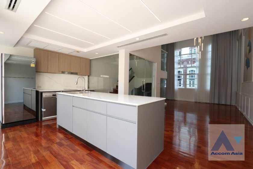รูป 🔼🔽 AccomA 📩 Spacious townhouse with modern interior in the Sathorn area (AA39160) - รูปที่ 3/18