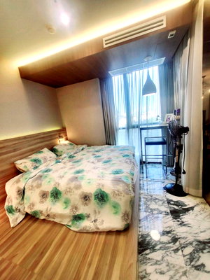 คอนโดให้เช่า : CD081 ให้เช่าคอนโด IDEO Huai Khwang | 1 ห้องนอน 1 ห้องน้ำ ขนาด 47.5 ตร.ม.