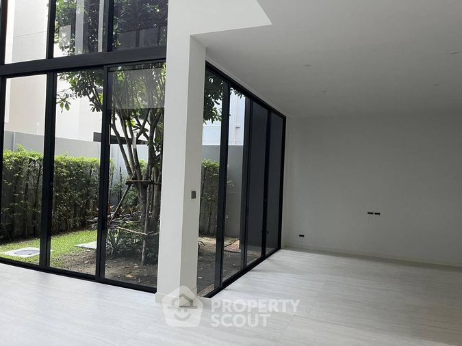 3-bed house for sale, 430 sqm, 27 sq wah, BUGAAN KRUNGTHEP KREETHA