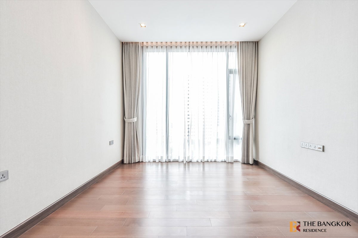 picture 🔥Super Hot Deal 🔥Q1 Sukhumvit, Ultra Luxury near BTS nana - 3/24