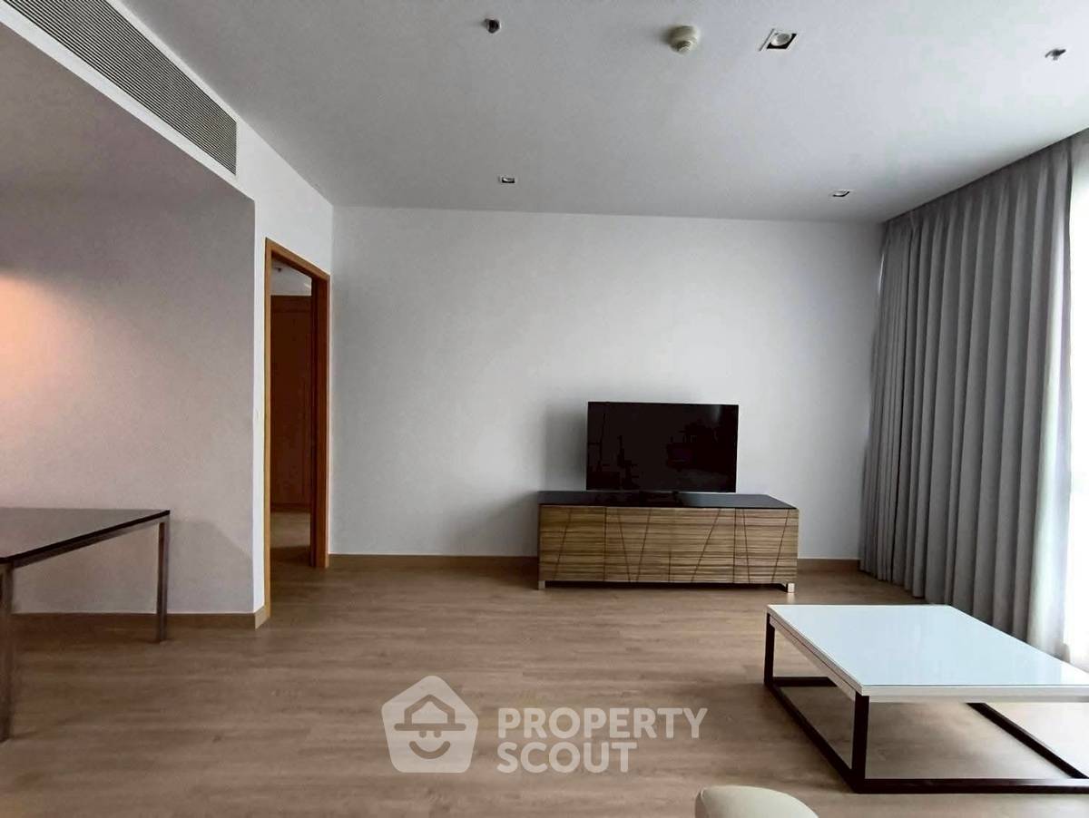 picture 2-BR Condo at Millennium Residence @ Sukhumvit Condominium near BTS Phrom Phong (ID 2237748) - 4/7