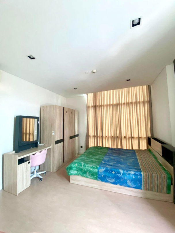picture code : B152 The Room Charoenkrung 30 - 9/22