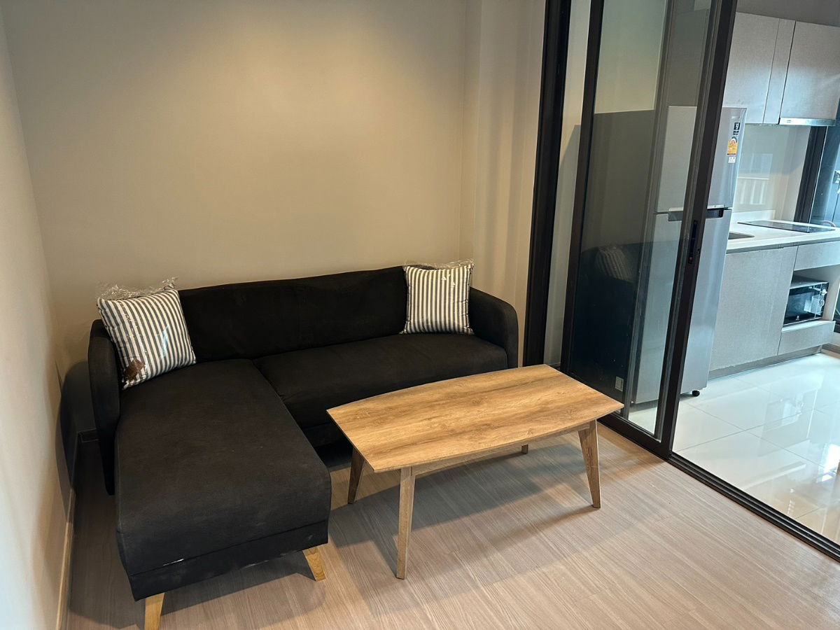 picture For Rent Life Asoke Rama 9 Very High Floor Very Nice View 32 Sqm 1 Bedroom 1 Bathroom near MRT Phra Ram 9 and G Tower - 3/34