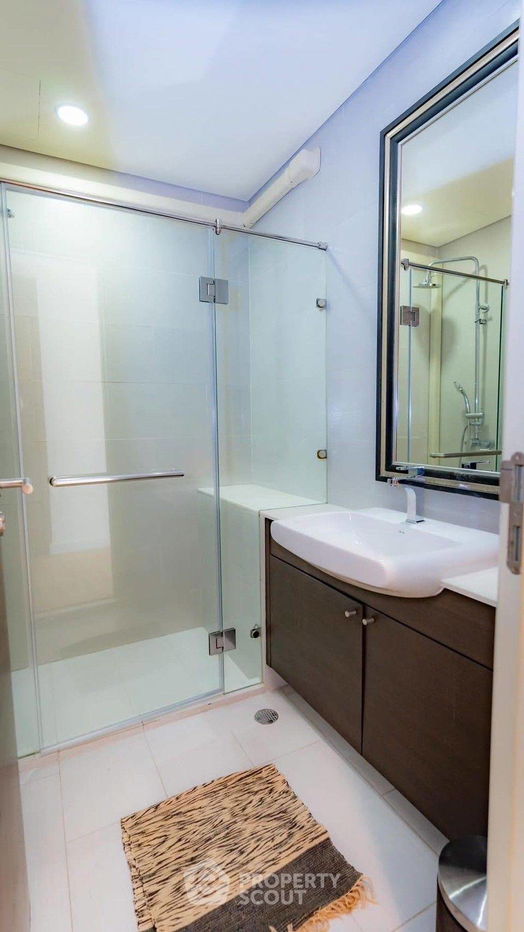 picture 4-BR Condo at Watermark Chaophraya near BTS Krung Thon Buri (ID 1837755) - 8/10
