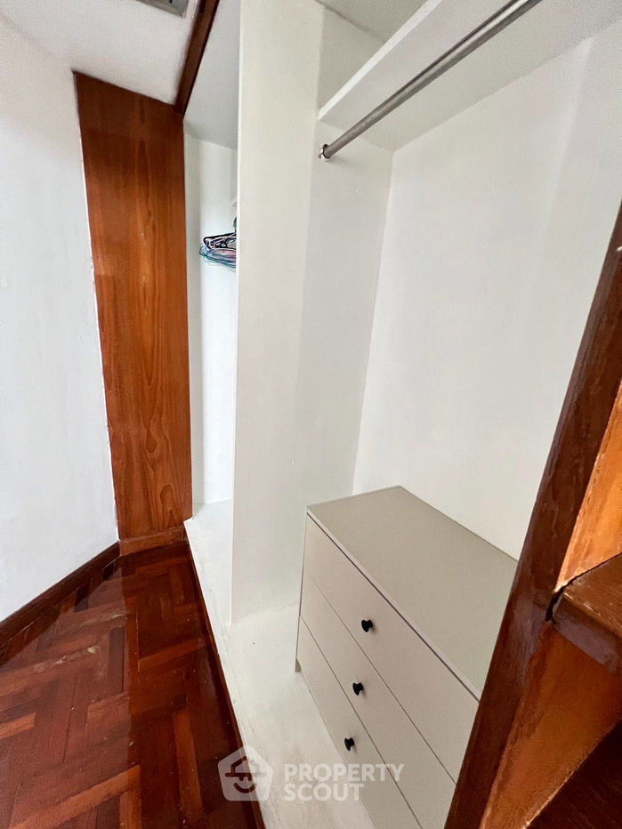 รูป คอนโด 2-ห้องนอน ที่ วิทยุ คอมเพล็กซ์ คอนโดมิเนียม ใกล้ BTS เพลินจิต (ID 2262504) - รูปที่ 9/15