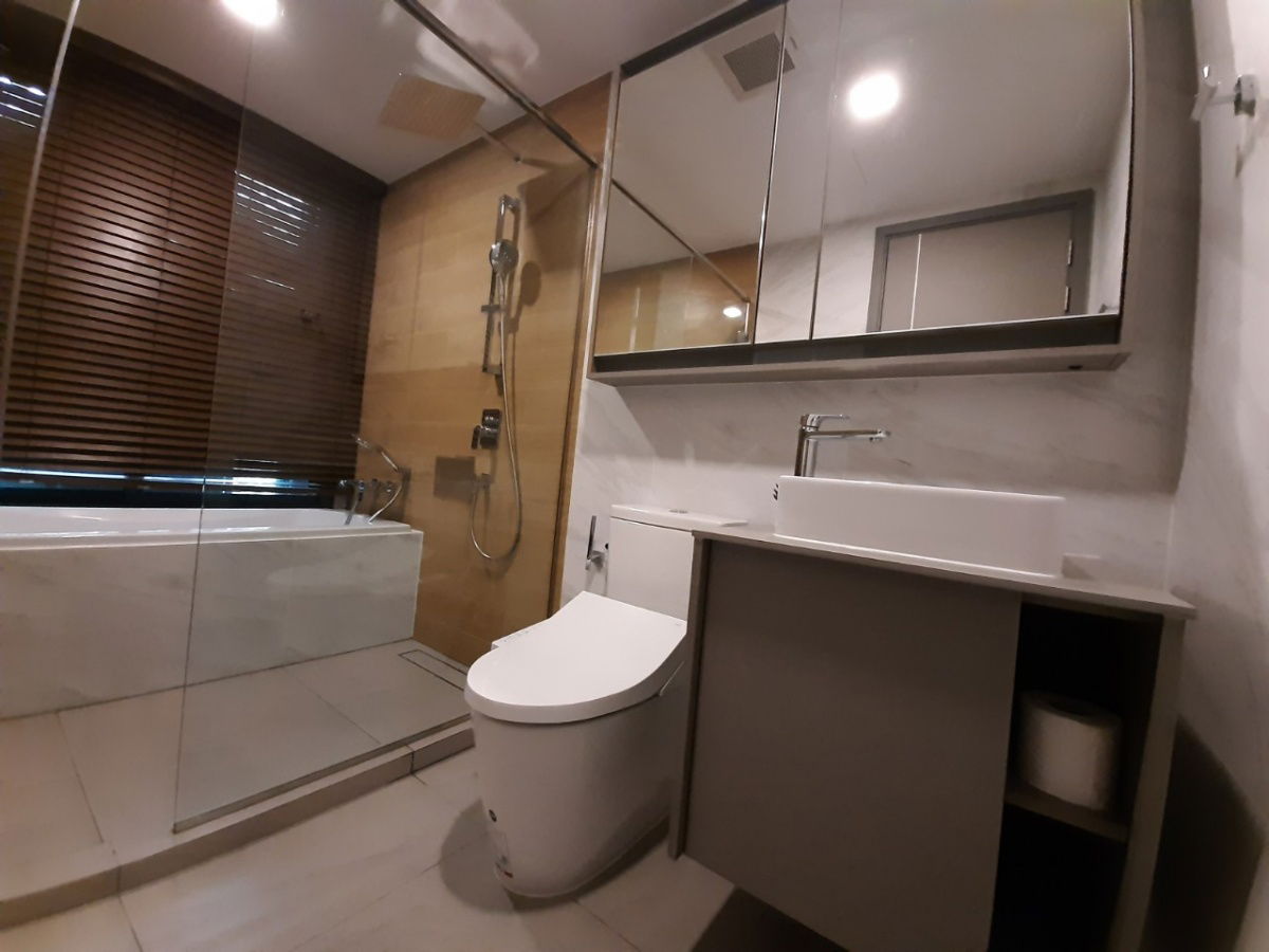 picture For Rent Taka HAUS Ekamai 12 is a luxury condominium in Japanese style with a private garden in the house. - 27/39