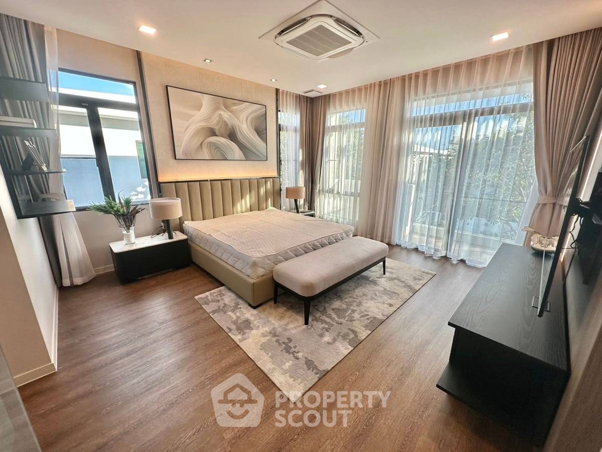 picture 4-BR House at Mantana Bangna Km.15 in Bang Chalong (ID 2277262) - 8/13