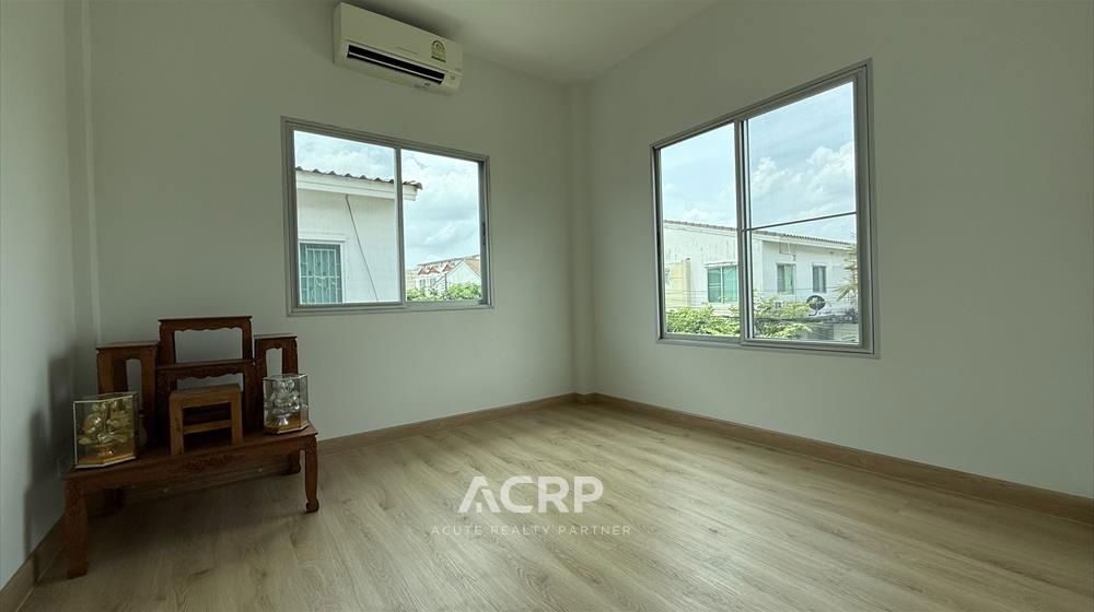 picture Townhouse for sale, renovated, Vista Avenue, Watcharapol, Sai Mai, size 28 square wah, 3 bedrooms, Ref no. 00159979 - 5/11
