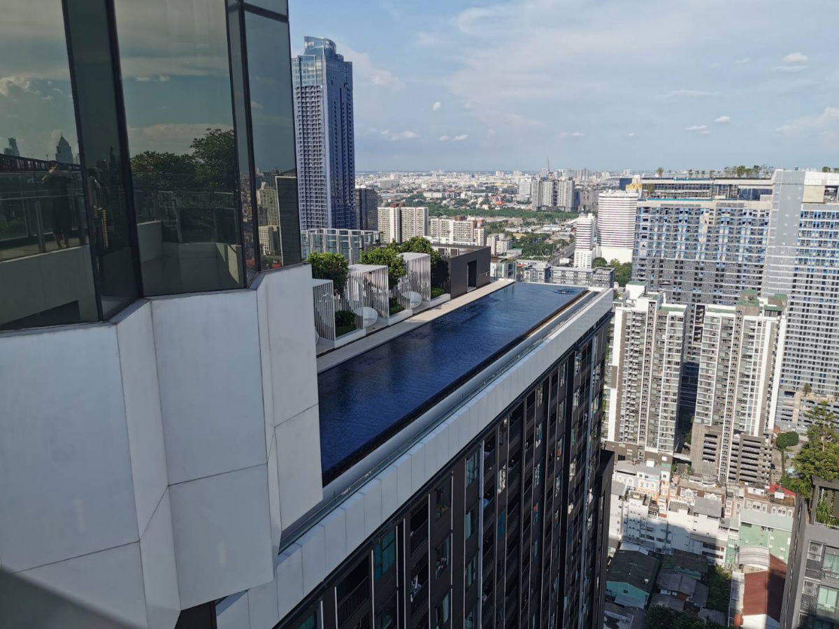 picture For Rent Life Asoke Rama 9 Very High Floor Very Nice View 32 Sqm 1 Bedroom 1 Bathroom near MRT Phra Ram 9 and G Tower - 29/34