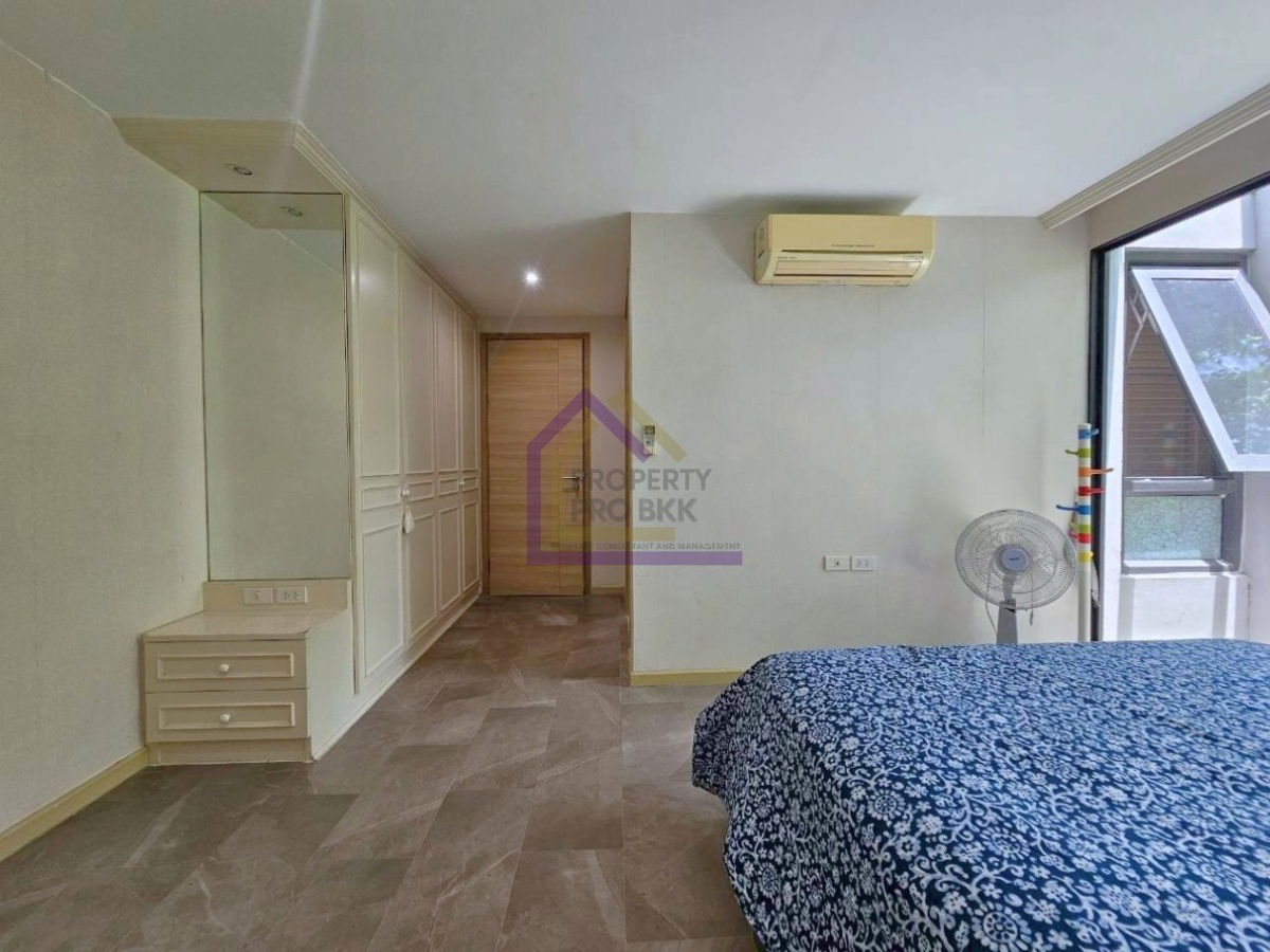 picture 🌟🌟 For Rent – Socio Reference 61 (Sukhumvit 61) Modern low-rise condo with lush greenery views, just a short walk to BTS Ekkamai. - 9/15