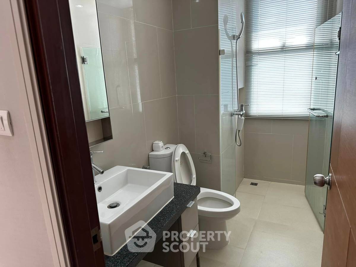 picture 1-BR Condo at Villa Sathorn near BTS Krung Thon Buri (ID 1163638) - 7/11