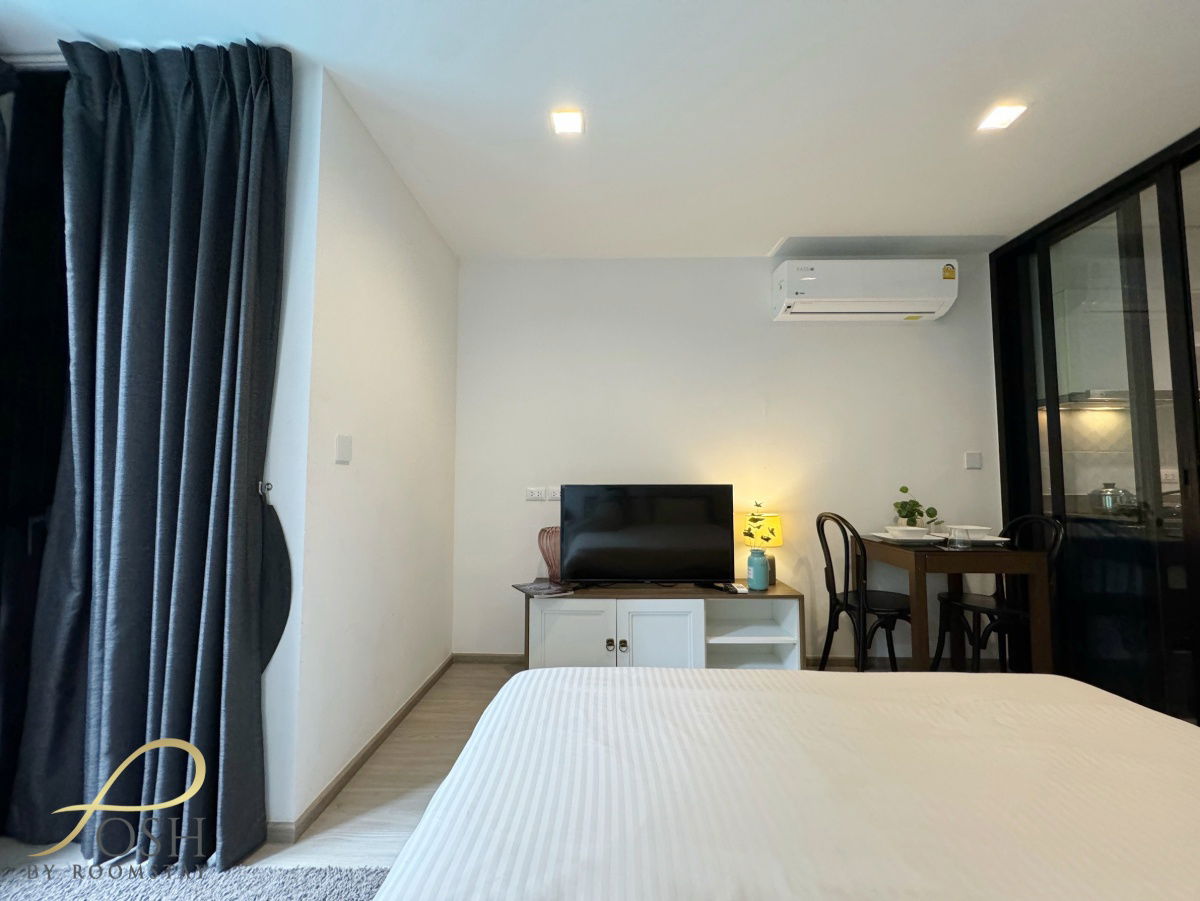 picture Modern Luxury Condo, Located right behind Central Floresta, The Base Central Phuket by Sansiri (Pool View) - 6/23