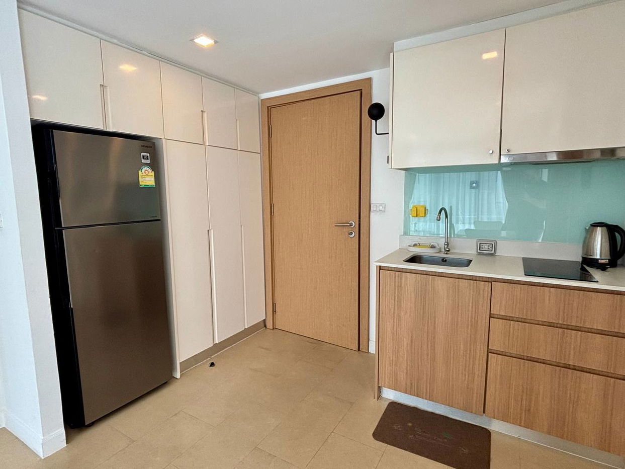 picture 1 Bedroom Condominium @ Aurora Pratumnak - 5/28