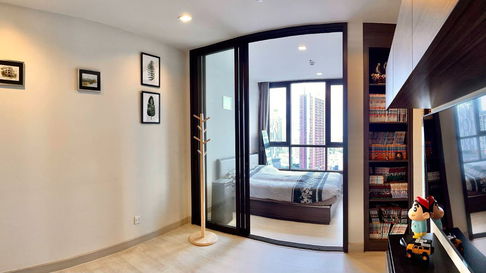 📣 Condo for rent: The Line Sukhumvit 71, near BTS Phra Khanong. Add Line: AG Boom boomclap20
