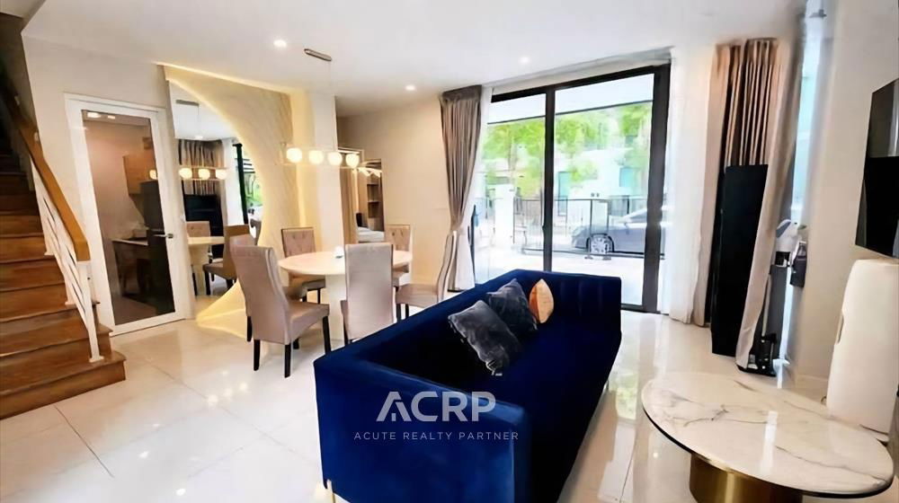 picture 3-story luxury house for sale, Baan Klang Muang Village, Classe Ekkamai-Ramindra. Near Ramindra - At Narong Expressway - 5/19