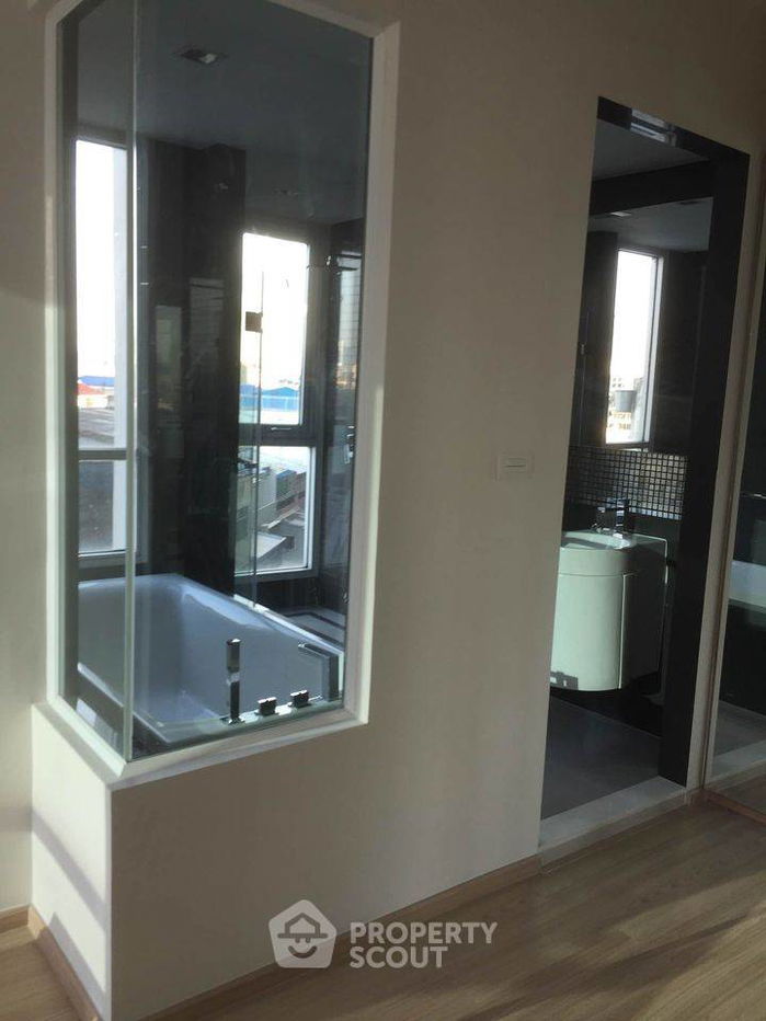 picture 1-BR Condo at Rhythm Sathorn near BTS Saphan Taksin (ID 574821) - 5/6