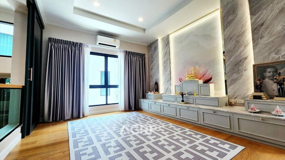 picture Luxury 3-storey house for sale, Supalai Essence Village, Suan Luang, Chaloem Prakiat Road, Rama 9 - 16/19