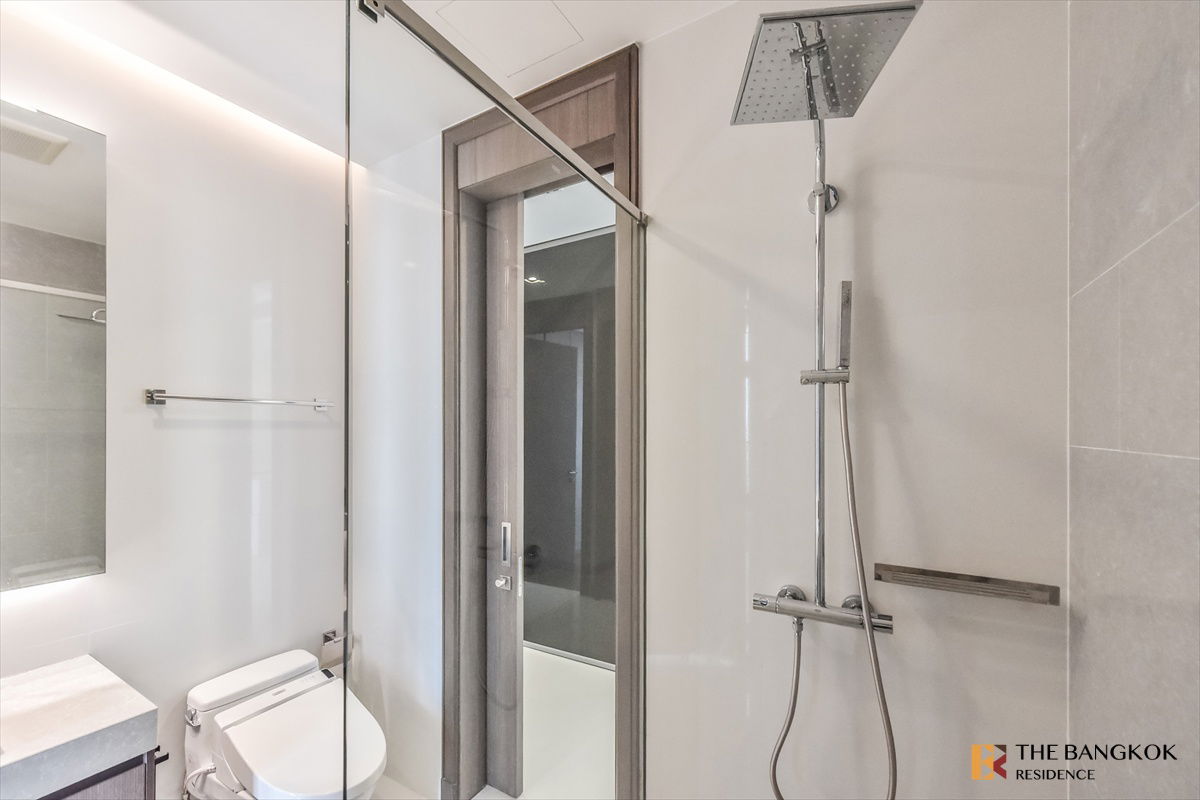 picture 🔥Super Hot Deal 🔥Q1 Sukhumvit, Ultra Luxury near BTS nana - 22/24
