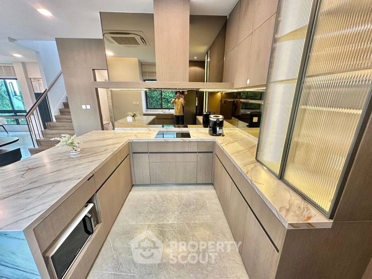 picture 4-BR House at Mantana Bangna Km.15 in Bang Chalong (ID 2277262) - 4/13