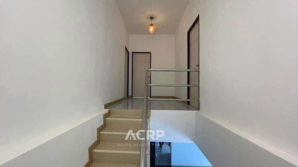 รูป ขายบ้านเดี่ยว 2 ชั้น ซอย ศรีด่าน 1/5 บ้านสร้างเอง ทำเลดี ห่างจากถนนใหญ่ศรีนครินทร์ เพียง 200 เมตร - รูปที่ 7/13