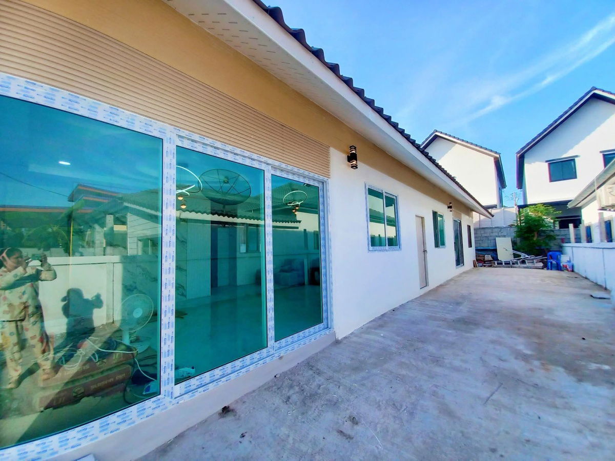 picture Affordable House in Pattaya located near Million years Stone Park  - 3/9