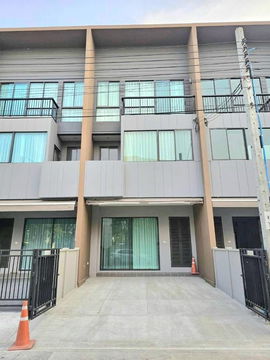 For Rent: Brand New 3-Storey Townhome 🏠🤎✨ ✨Baan Klang Muang Rama 9 – Krungthep Kreetha✨