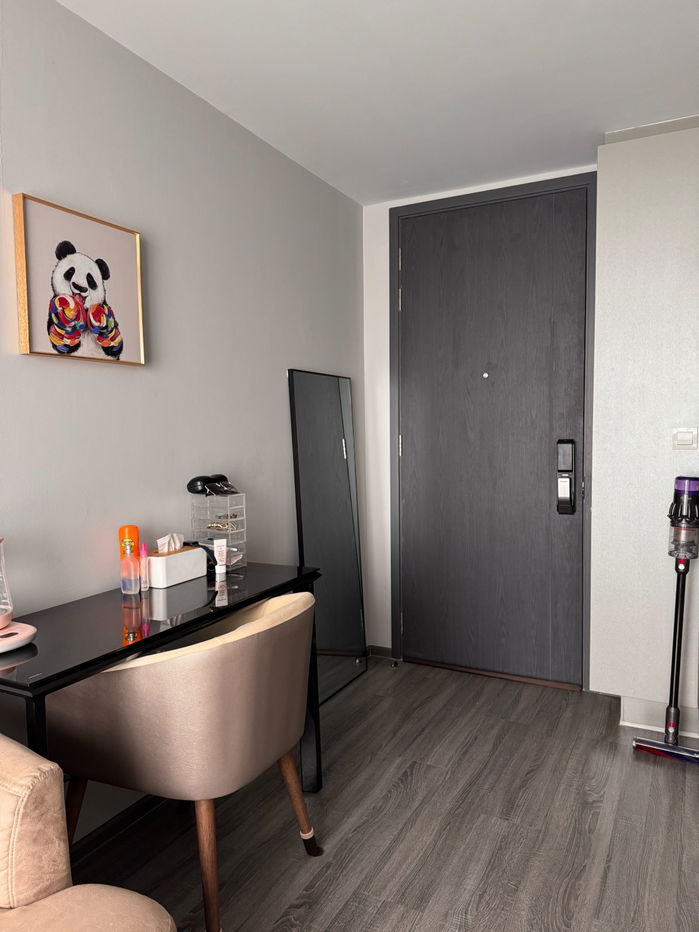 picture One-bedroom condo for Rent in Ideo Mobi Sukhumvit 40 Condominium, near Gateway Ekkamai Shopping center - 6/23