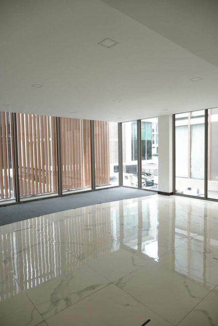 รูป ให้เช่า Business Penthouse 6 ชั้น ซอยรัชดา 32 ใกล้ MRT สถานีลาดพร้าว - รูปที่ 7/13