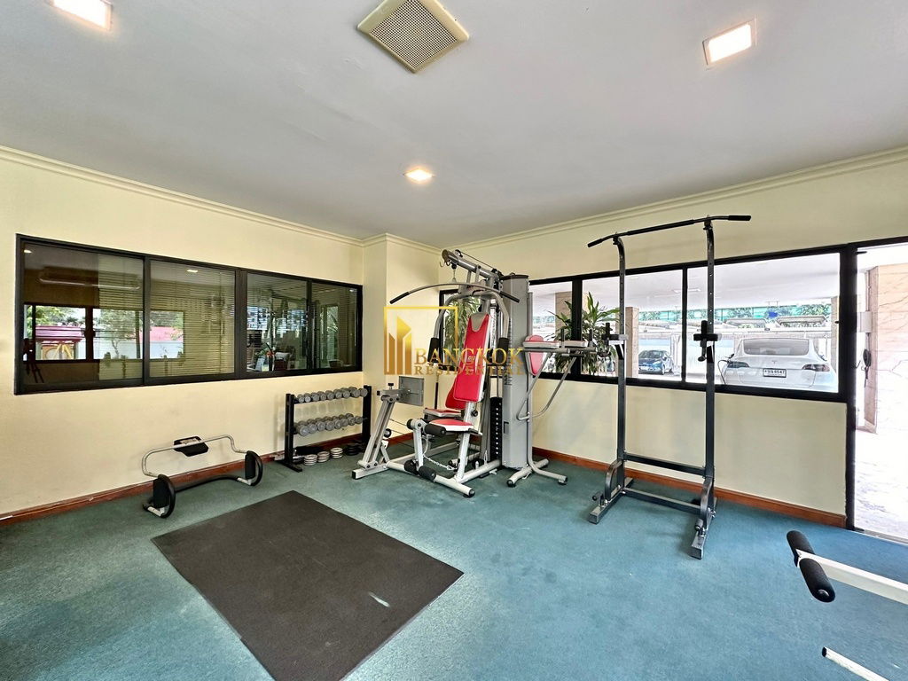 รูป Impressive 3 Bedroom Apartment For Rent in Sukhumvit 12 - BR21295AP - รูปที่ 41/49