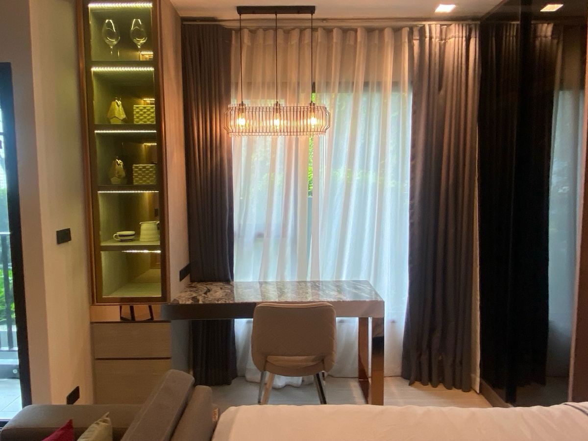 รูป WS2558 🏢 For Rent – Life Asok Rama 9 🌿 วิวสวน + การตกแต่งหรูหรา เพียง 18,000 บาท/เดือน - รูปที่ 2/10