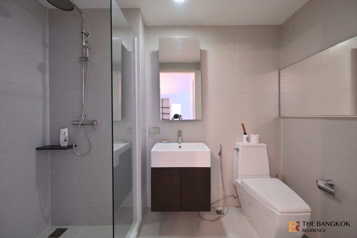 รูป 🔥Best Deal! Available Now🔥 Issara@42 Sukhumvit near BTS Ekkamai  - รูปที่ 12/13