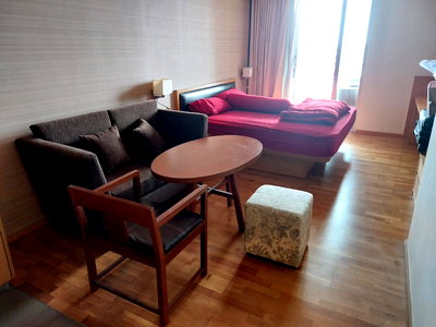 ขายคอนโด : ห้องกว้างขวางพร้อมวิวที่ยอดเยี่ยมใน Sathorn Prime Residences 1 ห้องนอน 40 ตรม ใกล้ BTS เซนต์หลุยส์