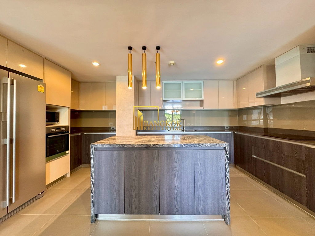 picture The Hudson | Very Spacious 4 Bed Luxury Condo in Sathorn - BR12172CD - 9/53