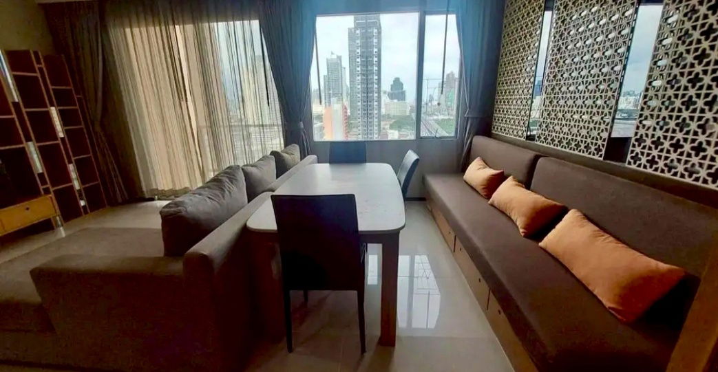 picture Luxury City Living @ Villa Sathorn✨ - 2/7