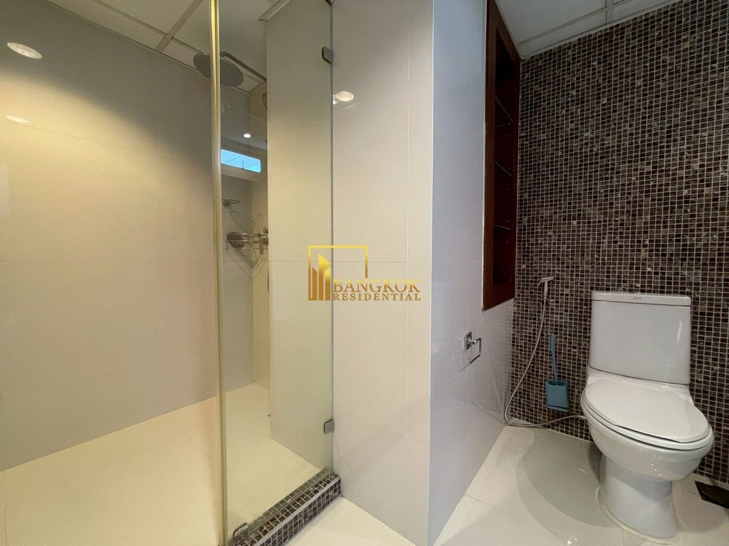 รูป Impressive 3 Bedroom Apartment For Rent in Sukhumvit 12 - BR21295AP - รูปที่ 32/49