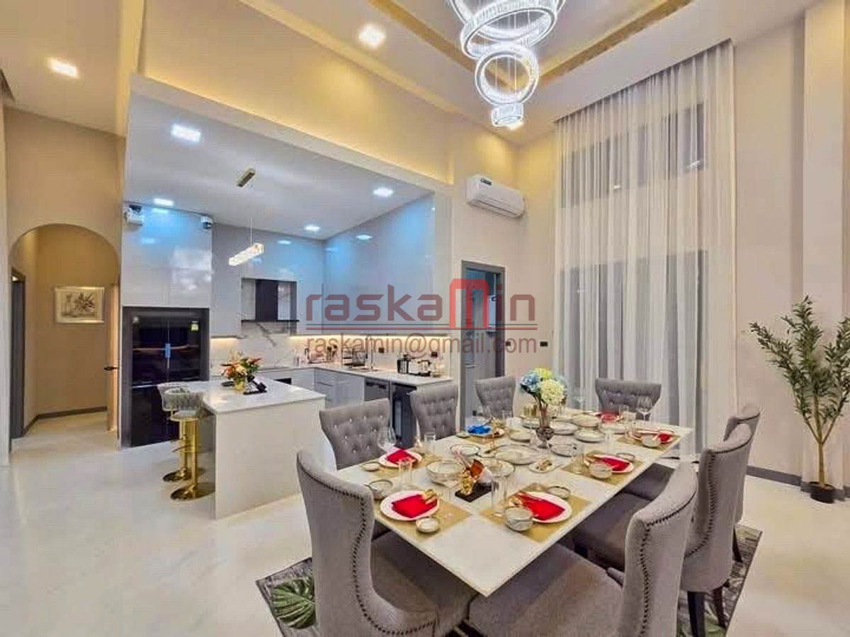 picture  Newly Modern Luxury Pool Villa - 11/20