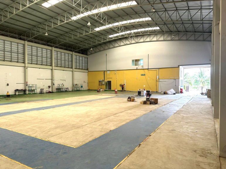 รูป ให้เช่า โรงงานขนาด1ไร่ พร้อมออฟฟิศ3ชั้น พื้นที่ใช้สอย 600 ตรม. โกดังพื้นที่ใช้สอย 880 ตรม.  ติดถนนใหญ่ เส้นสาย4 เพียง500เมตร  - รูปที่ 1/4