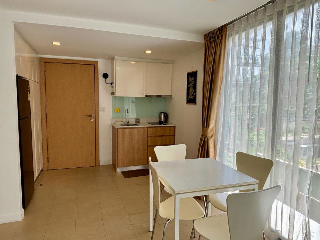 picture 1 Bedroom Condominium @ Aurora Pratumnak - 3/28