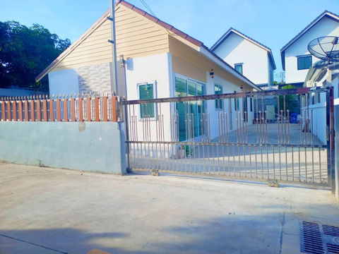 Affordable House in Pattaya located near Million years Stone Park 