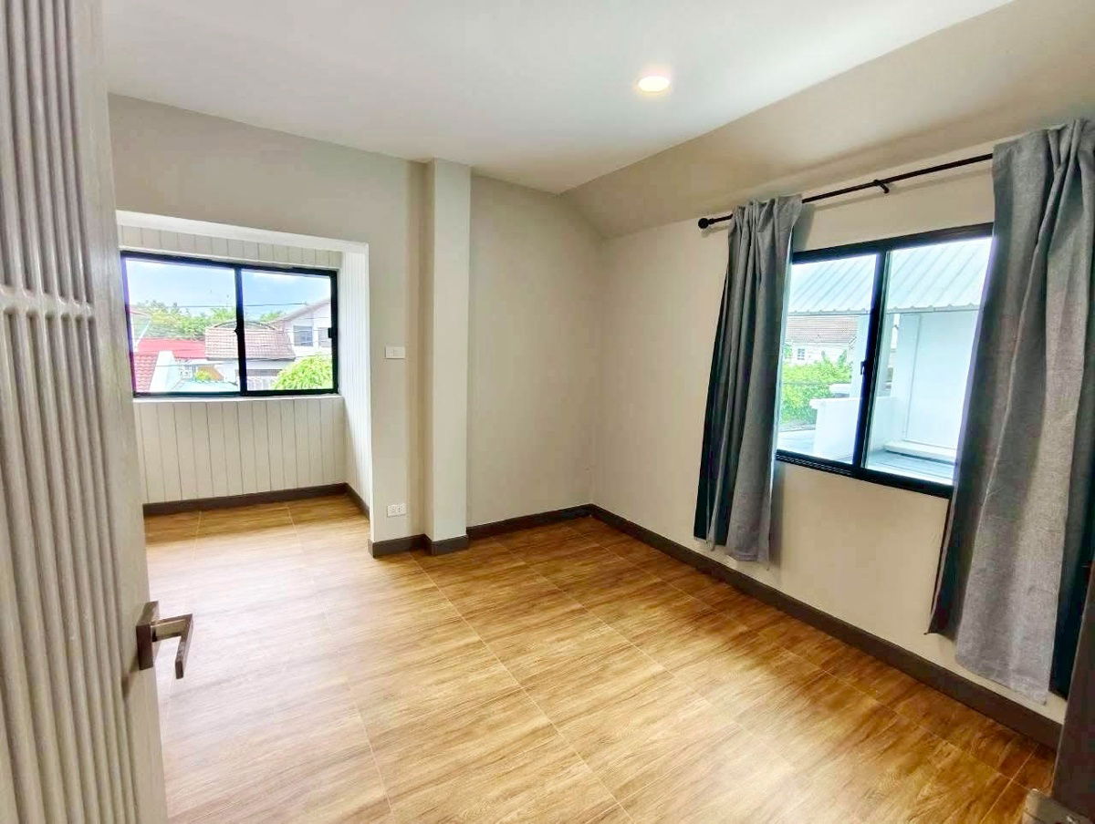 รูป code : B133 ให้เช่าบ้านเดี่ยว กฤษดานคร 10 (Krisadanakorn 10) | บ้านรีโนเวทใหม่ทั้งหลัง ใกล้เซ็นทรัลเวสต์เกตและรถไฟฟ้าสามแยกบางใหญ่ - รูปที่ 14/16