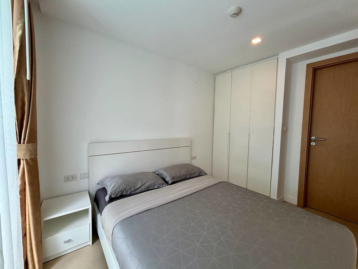 picture 1 Bedroom Condominium @ Aurora Pratumnak - 6/28